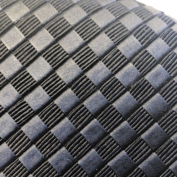 Navy Blue Clutch Purse with Pearl closure - Picture 4 of 5